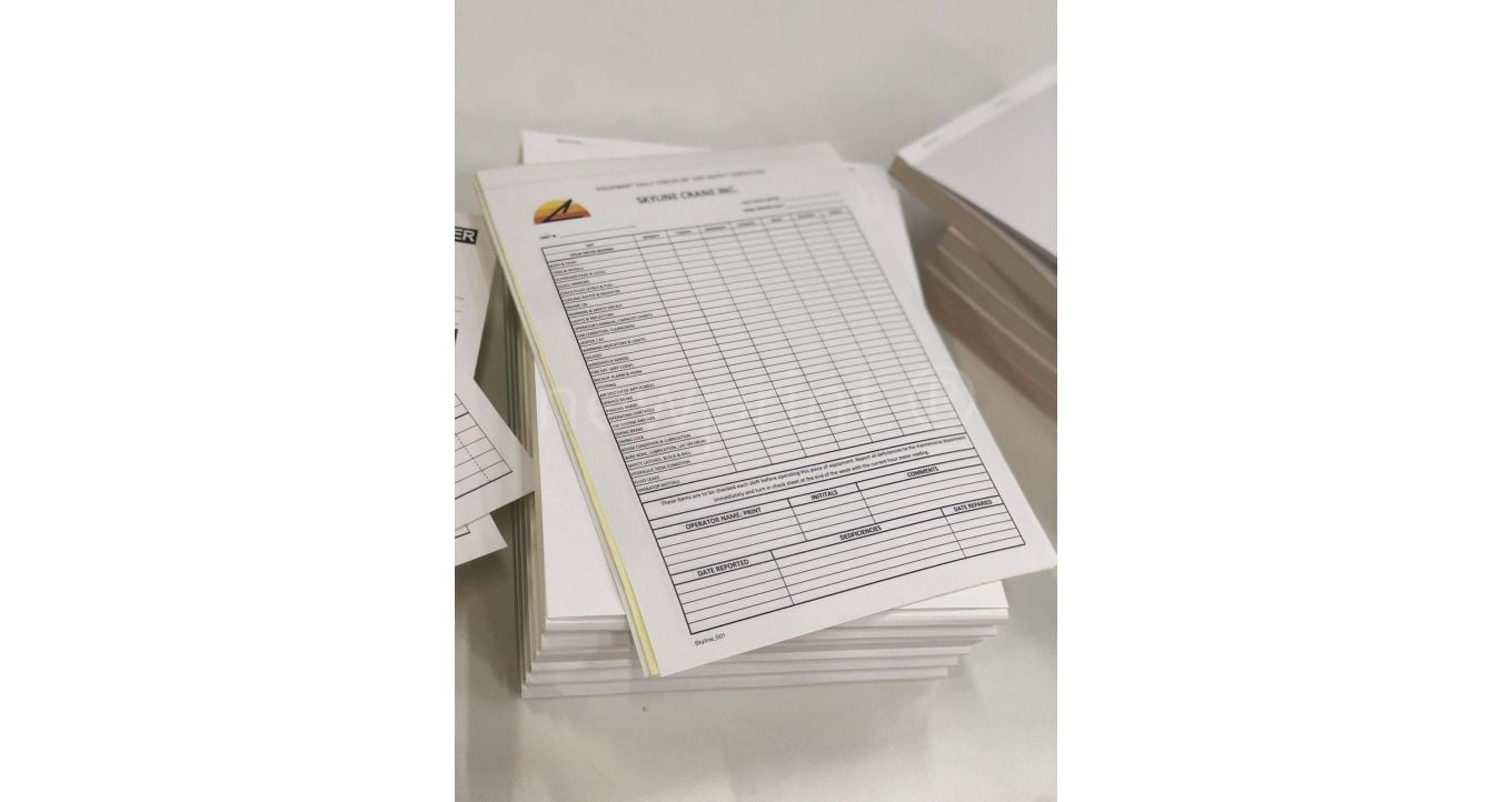 Carbonless NCR Forms for business invoices