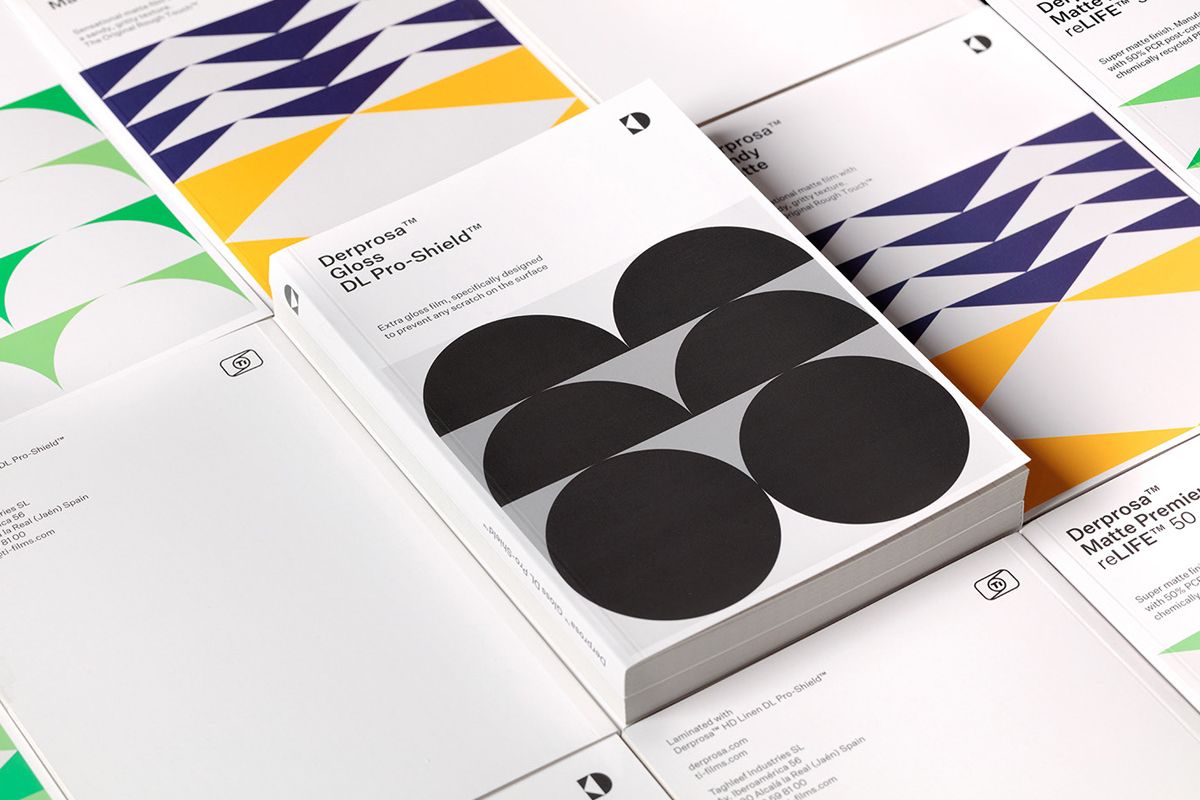 Example of graphic design trends for 2022 - modular geo design on a packaging, close up