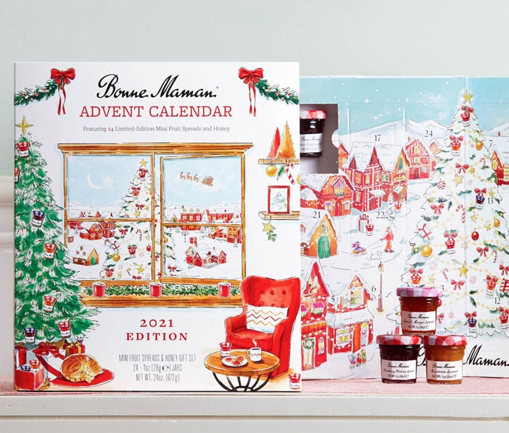 Holiday packaging for honney advent calendar with winthery design